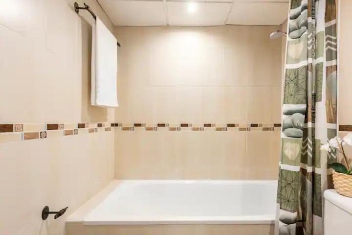Lunaroom Center & Quiet Guesthouse Malaga Zewnętrze zdjęcie